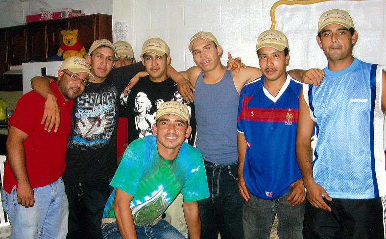 © Migrant Clinicians Network Hombres Unidos Men 2007